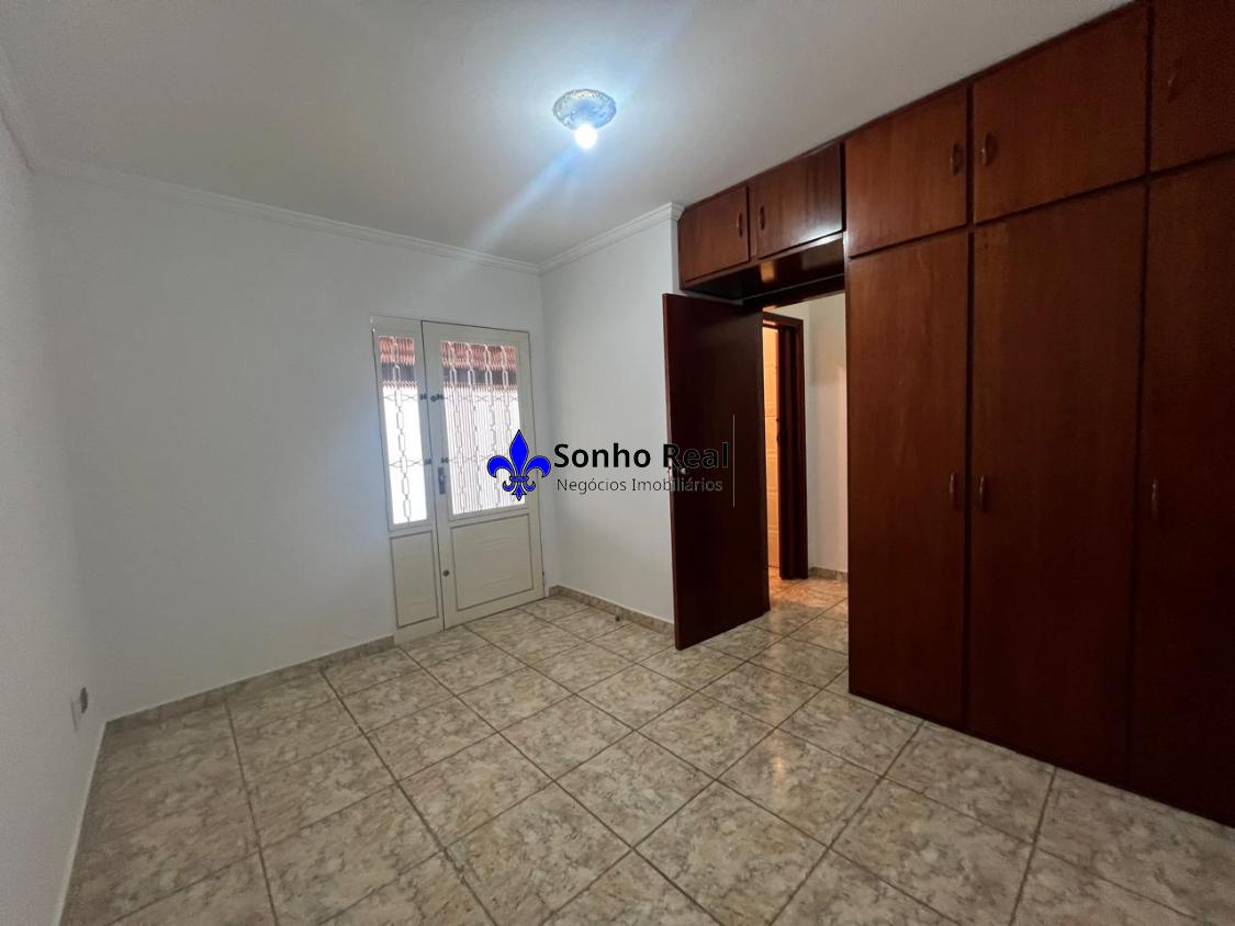 Casa à venda com 2 quartos, 250m² - Foto 17