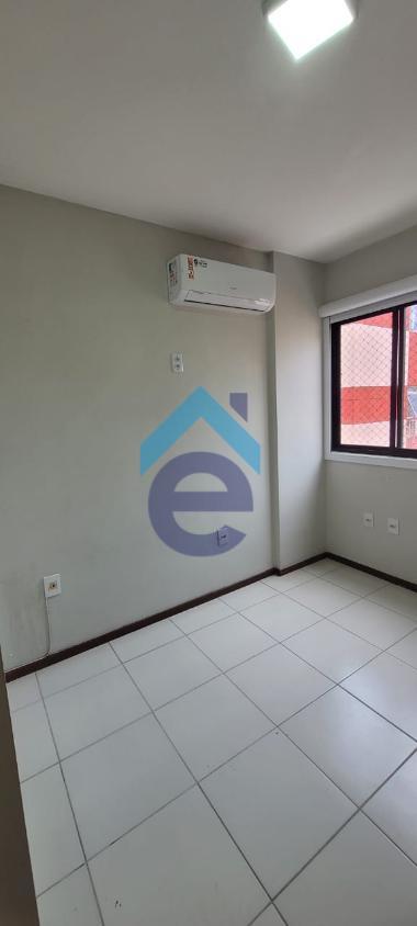 Apartamento para alugar com 2 quartos, 65m² - Foto 19