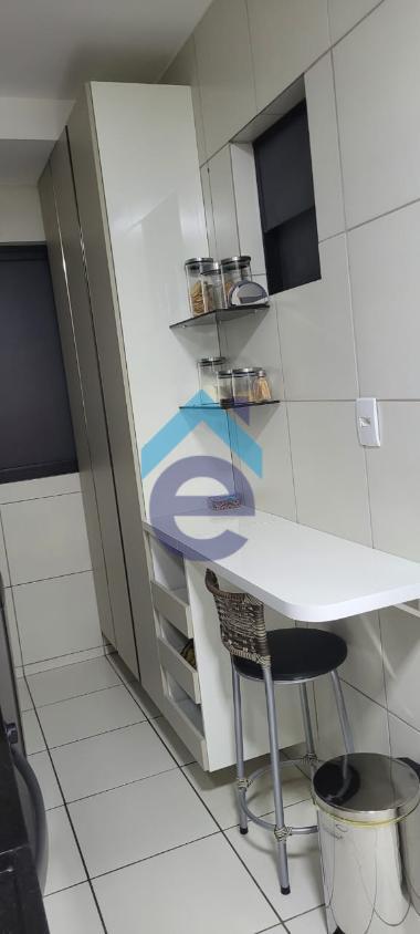 Apartamento para alugar com 2 quartos, 65m² - Foto 12