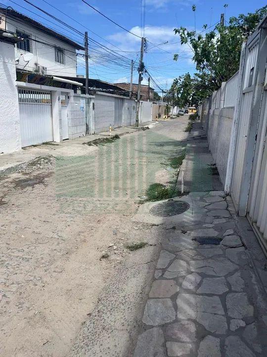 Casa à venda com 3 quartos, 73m² - Foto 4