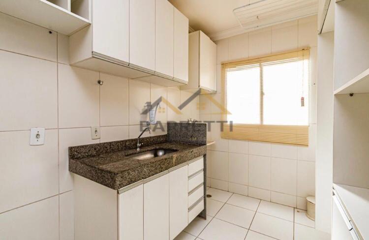Apartamento à venda com 2 quartos, 46m² - Foto 3