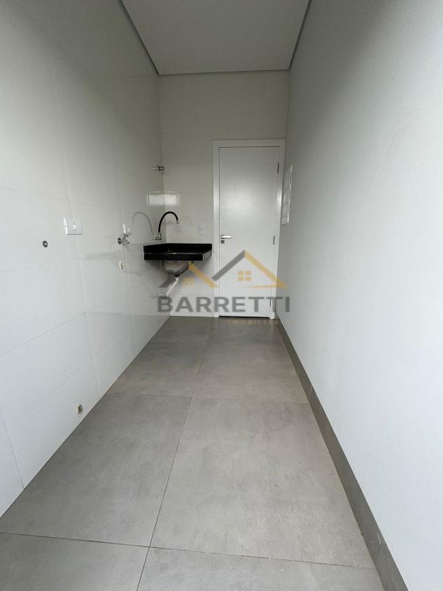 Casa à venda com 3 quartos, 227m² - Foto 13