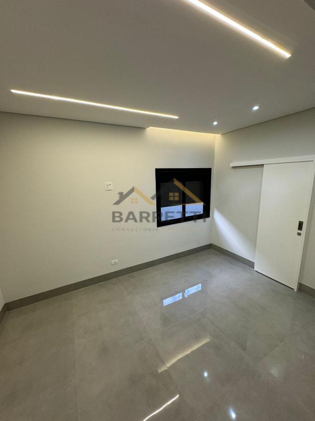 Casa à venda com 3 quartos, 227m² - Foto 11