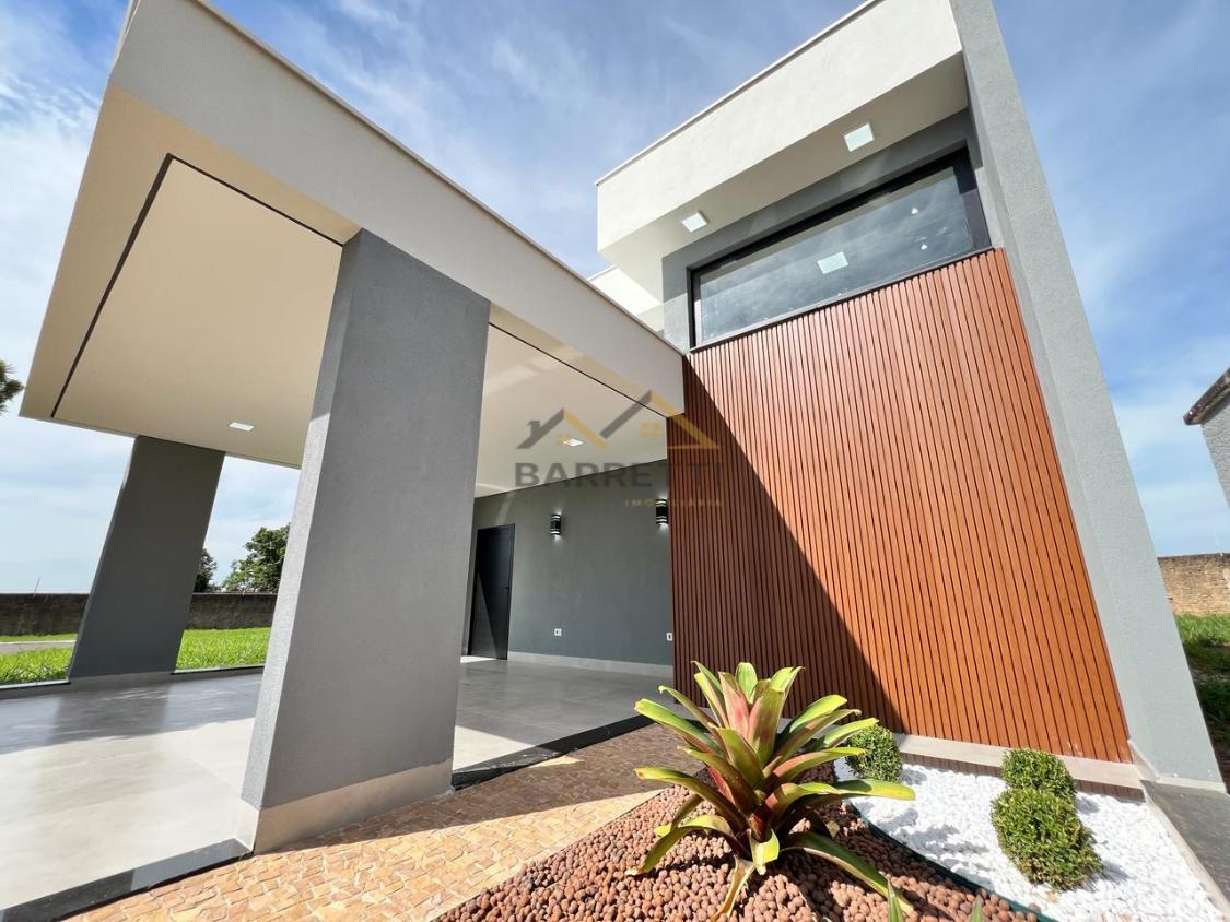 Casa à venda com 3 quartos, 227m² - Foto 2