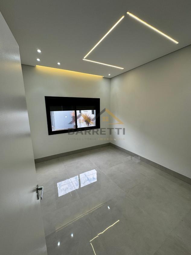 Casa à venda com 3 quartos, 227m² - Foto 10