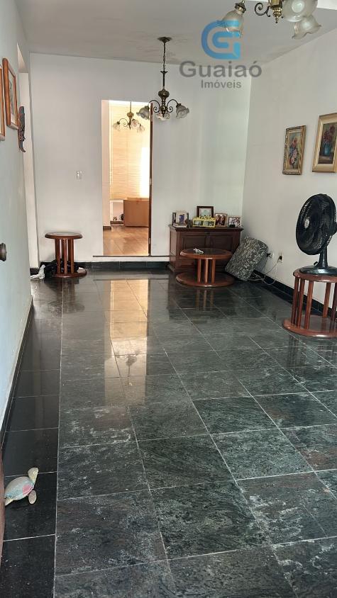 Casa para alugar com 3 quartos, 200m² - Foto 5