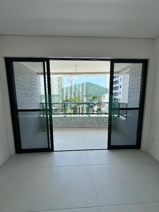 Apartamento à venda com 4 quartos, 120m² - Foto 2