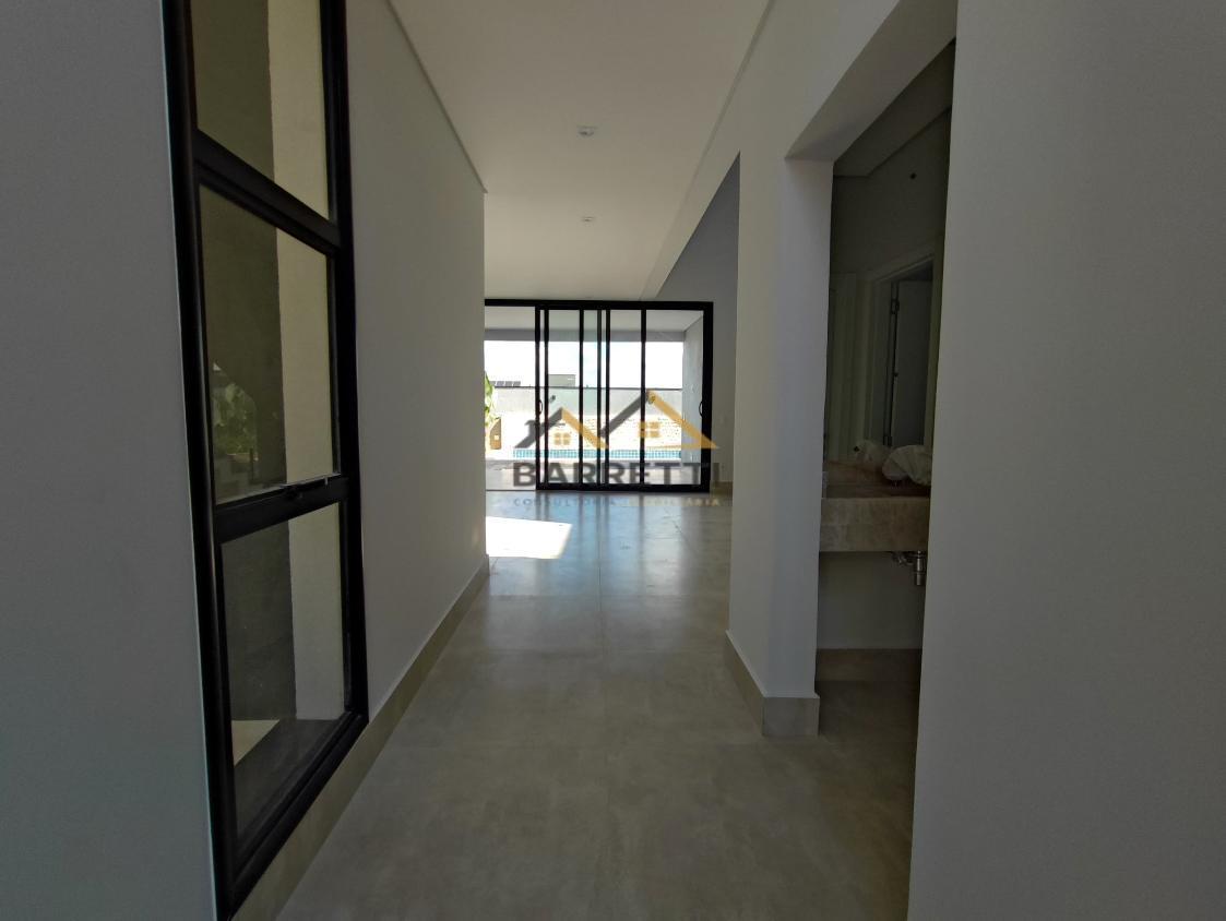 Sobrado à venda com 3 quartos, 262m² - Foto 4