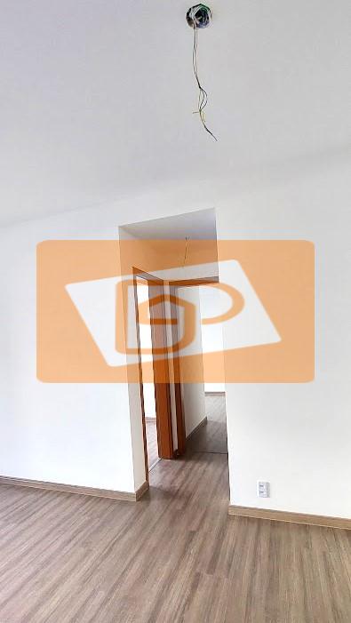 Apartamento à venda com 2 quartos, 62m² - Foto 11