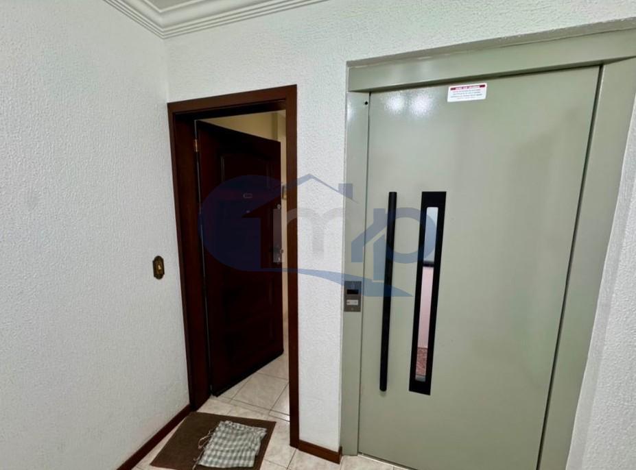 Apartamento à venda com 2 quartos, 65m² - Foto 4