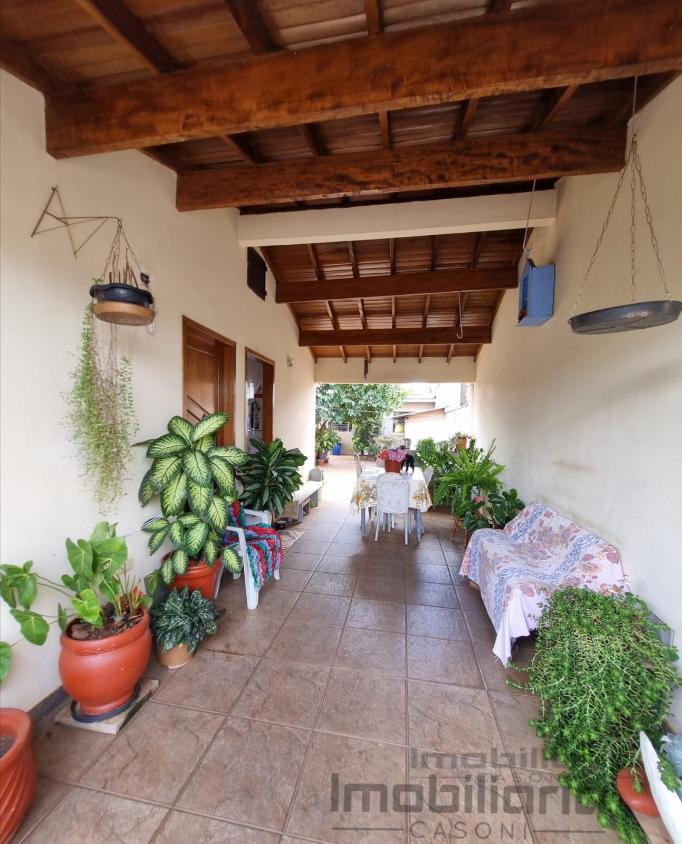 Casa à venda com 2 quartos, 300m² - Foto 11