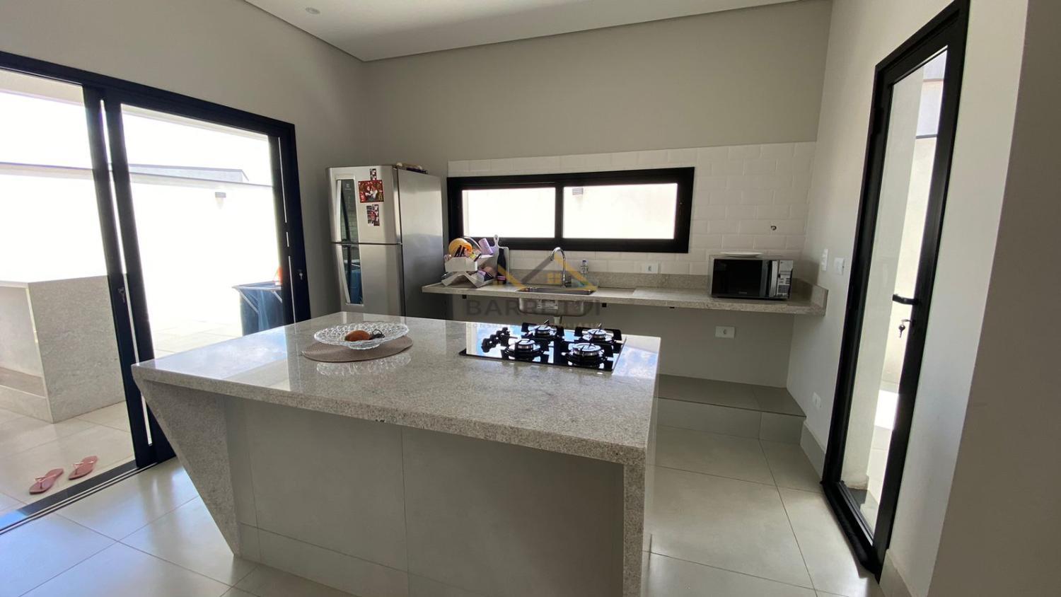Casa à venda com 3 quartos, 165m² - Foto 10