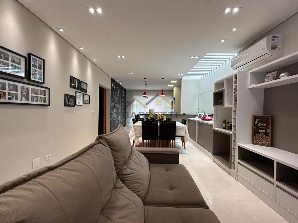 Casa à venda com 3 quartos, 150m² - Foto 2