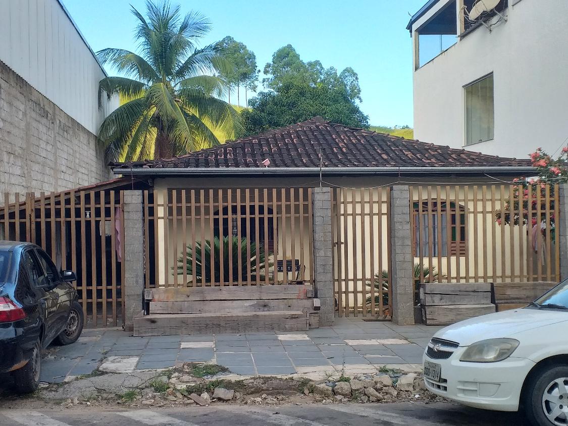 Casa de três quartos Caravelas