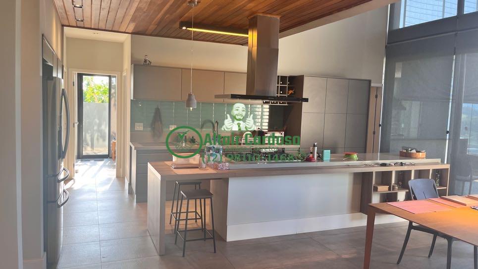 Casa de Condomínio à venda com 3 quartos, 405m² - Foto 1