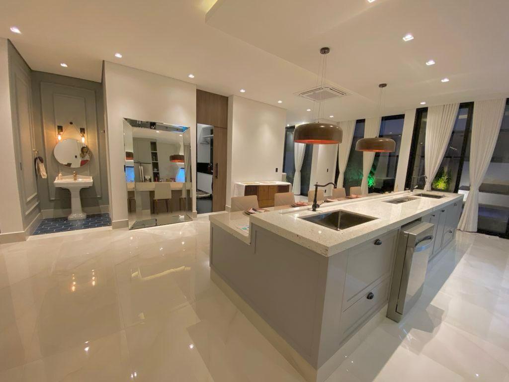 Casa de Condomínio à venda com 4 quartos, 360m² - Foto 17
