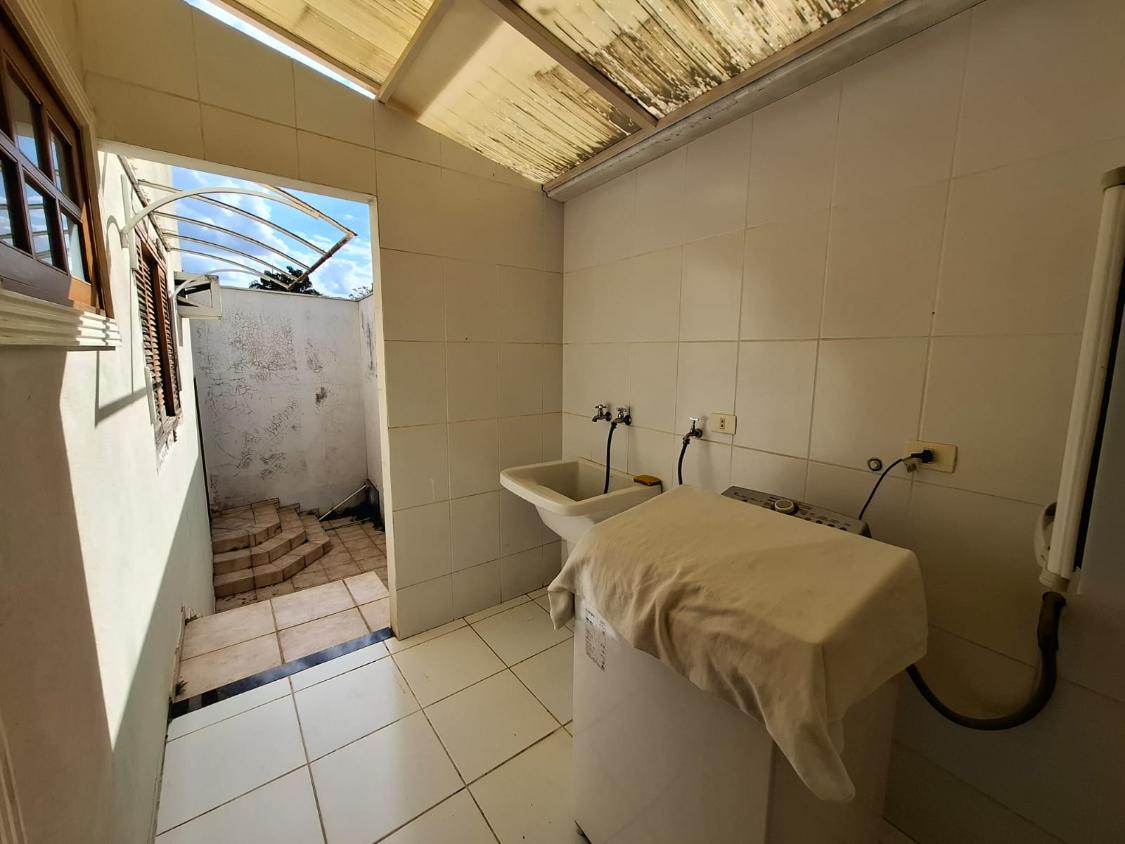 Casa de Condomínio à venda com 3 quartos, 293m² - Foto 9
