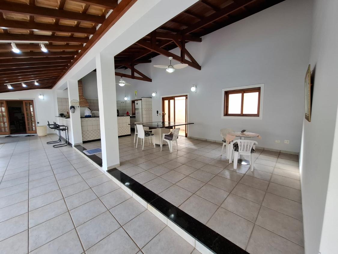 Casa de Condomínio à venda com 3 quartos, 293m² - Foto 4