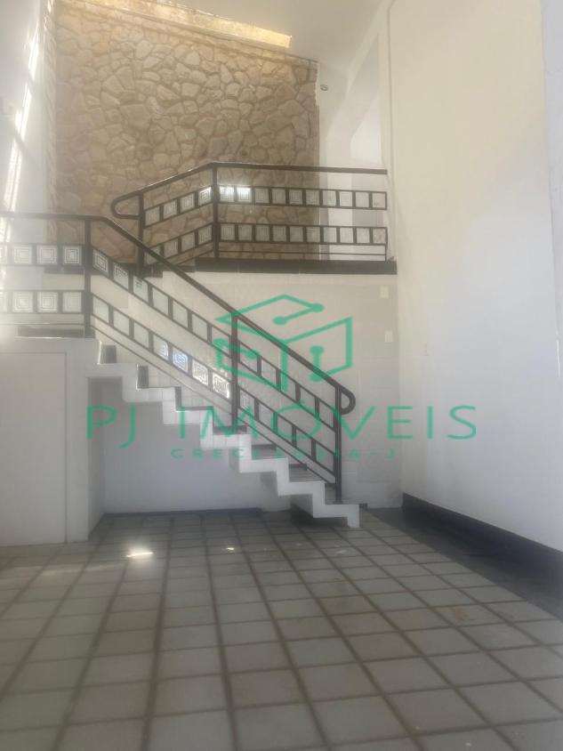 Casa à venda com 3 quartos, 460m² - Foto 3