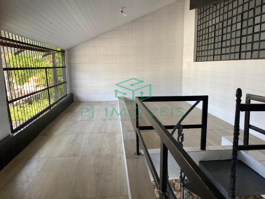 Casa à venda com 3 quartos, 460m² - Foto 4