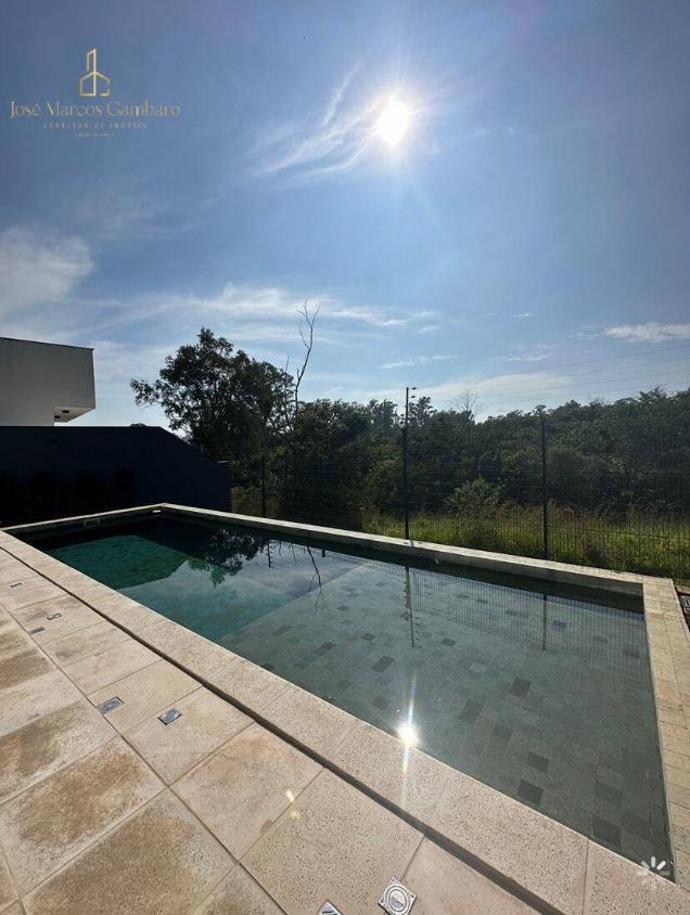 Casa de Condomínio à venda com 4 quartos, 355m² - Foto 17