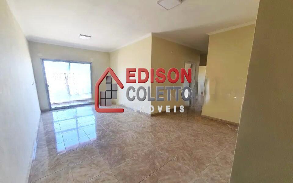 Apartamento à venda com 3 quartos, 74m² - Foto 2