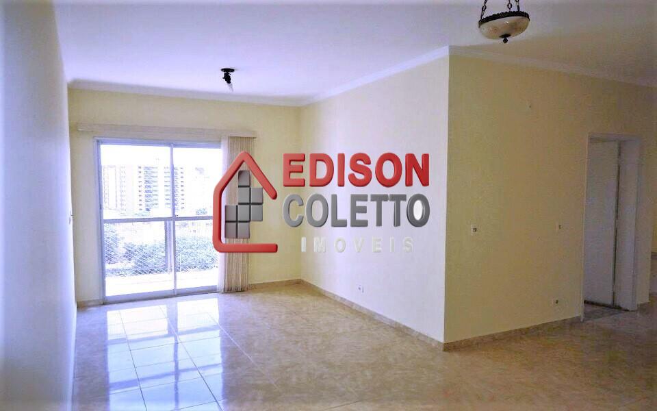 Apartamento à venda com 3 quartos, 74m² - Foto 1