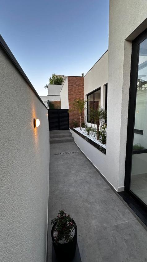 Casa de Condomínio à venda com 3 quartos, 243m² - Foto 6