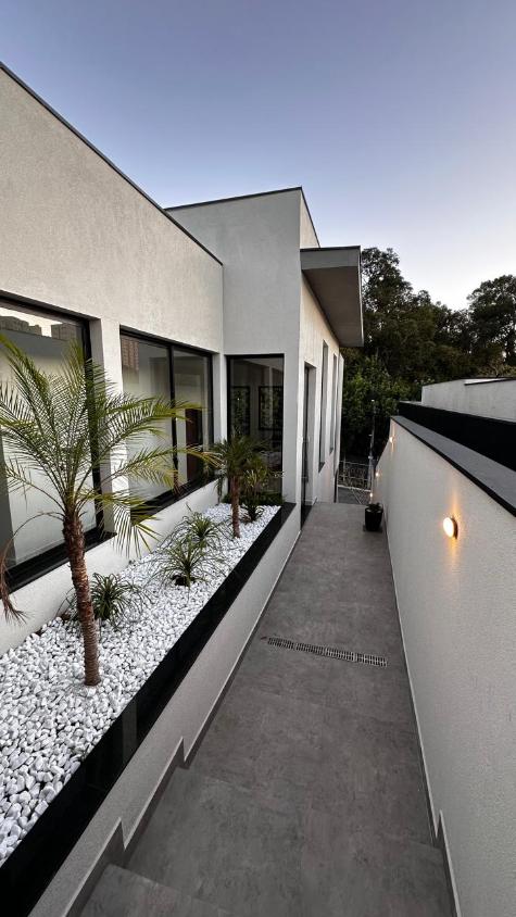 Casa de Condomínio à venda com 3 quartos, 243m² - Foto 13