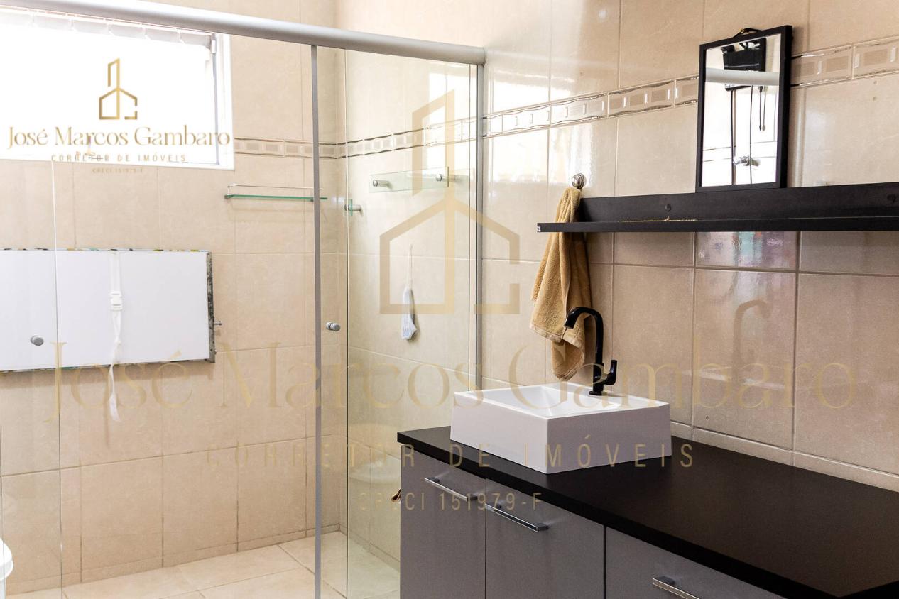 Casa à venda com 3 quartos, 180m² - Foto 16