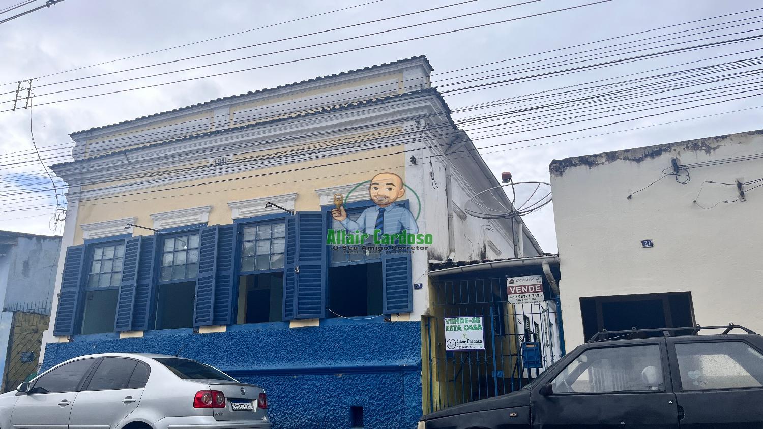 Casa à venda com 4 quartos, 186m² - Foto 1