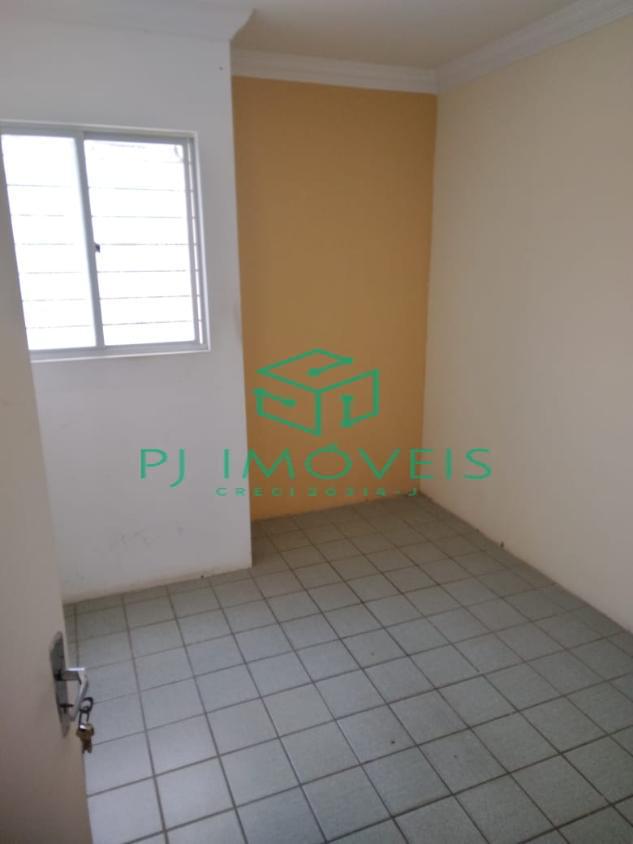 Apartamento para alugar com 3 quartos, 70m² - Foto 4