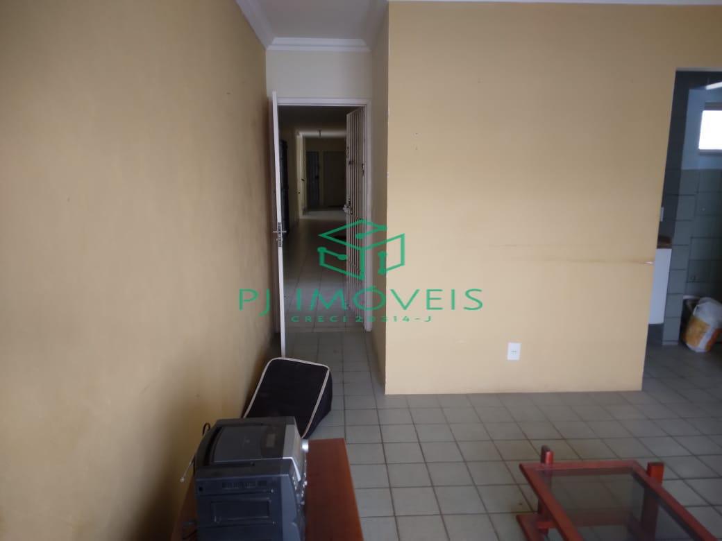 Apartamento para alugar com 3 quartos, 70m² - Foto 2