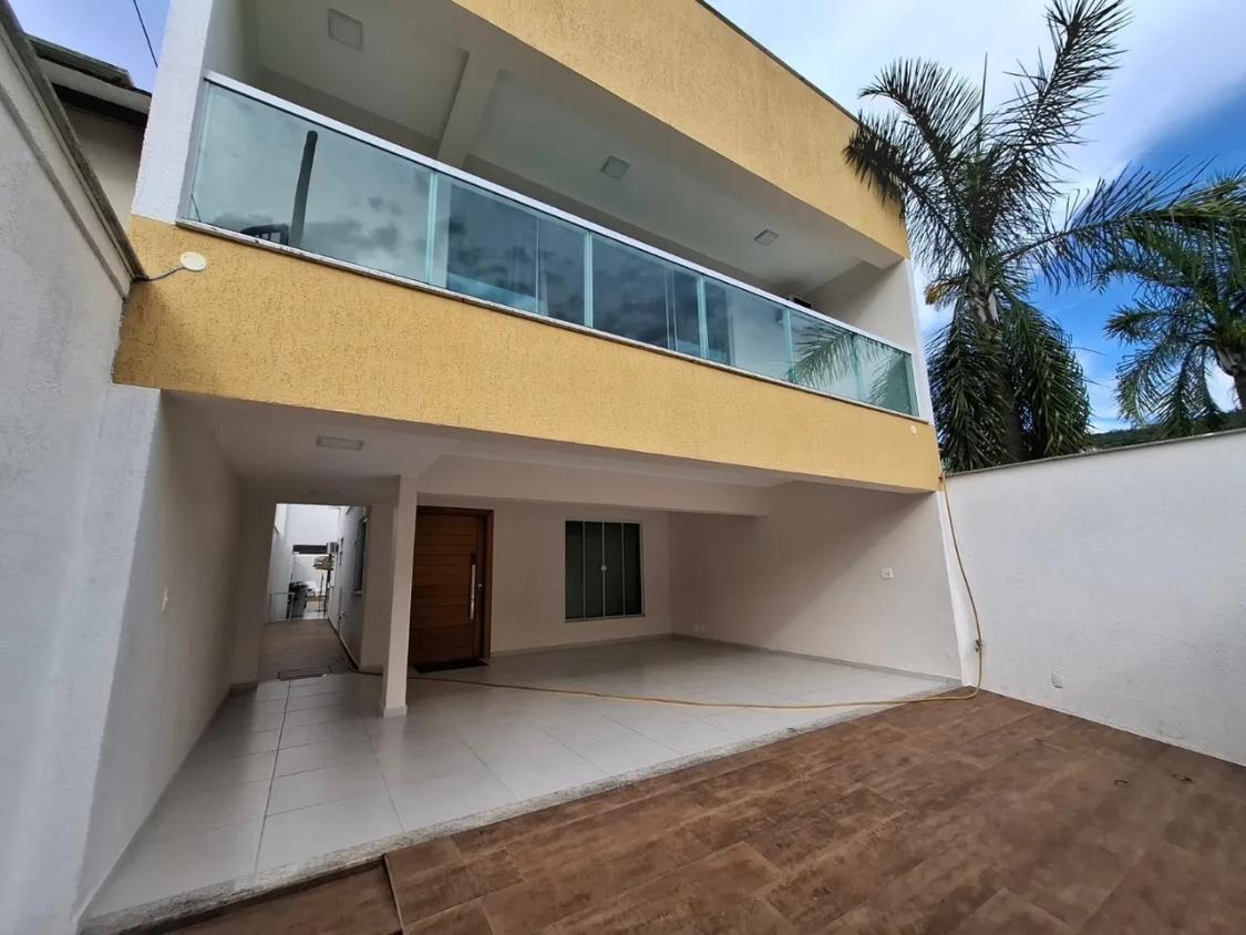 Casa à venda e aluguel com 7 quartos, 295m² - Foto 2