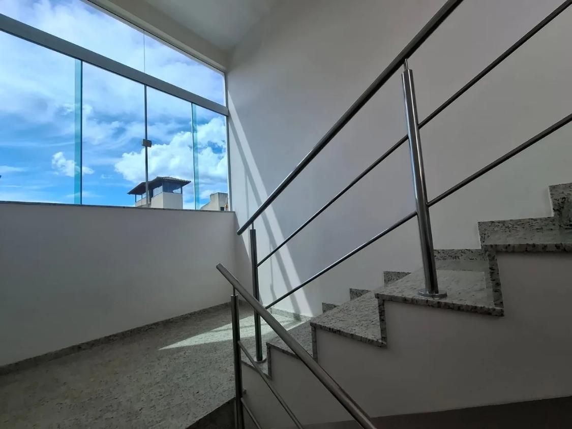 Casa à venda e aluguel com 7 quartos, 295m² - Foto 7