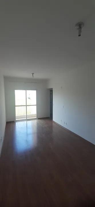 Apartamento à venda com 2 quartos, 60m² - Foto 2