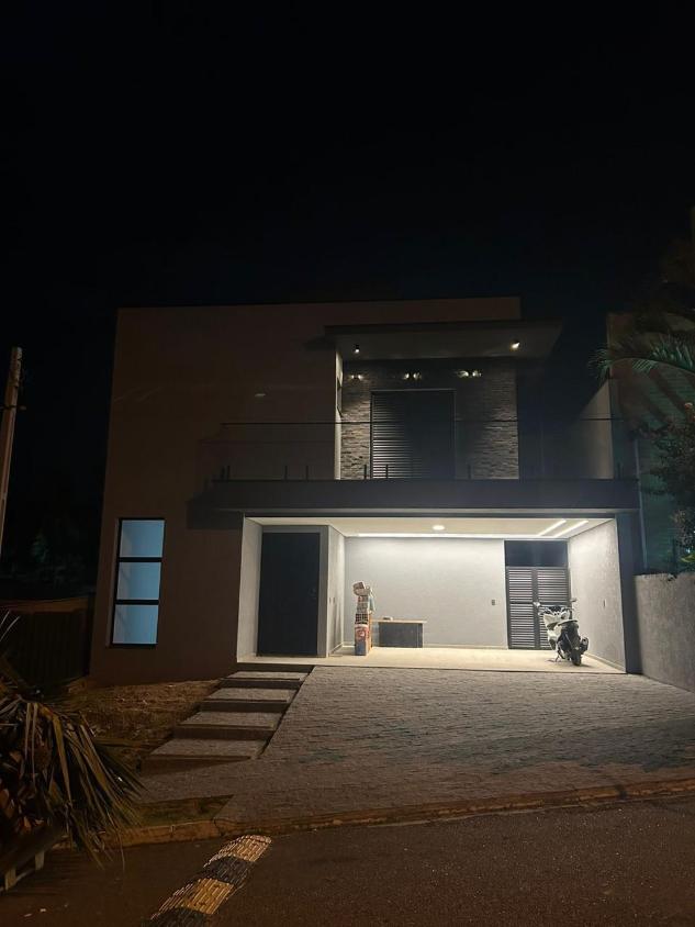 Casa de Condomínio à venda com 3 quartos, 212m² - Foto 3