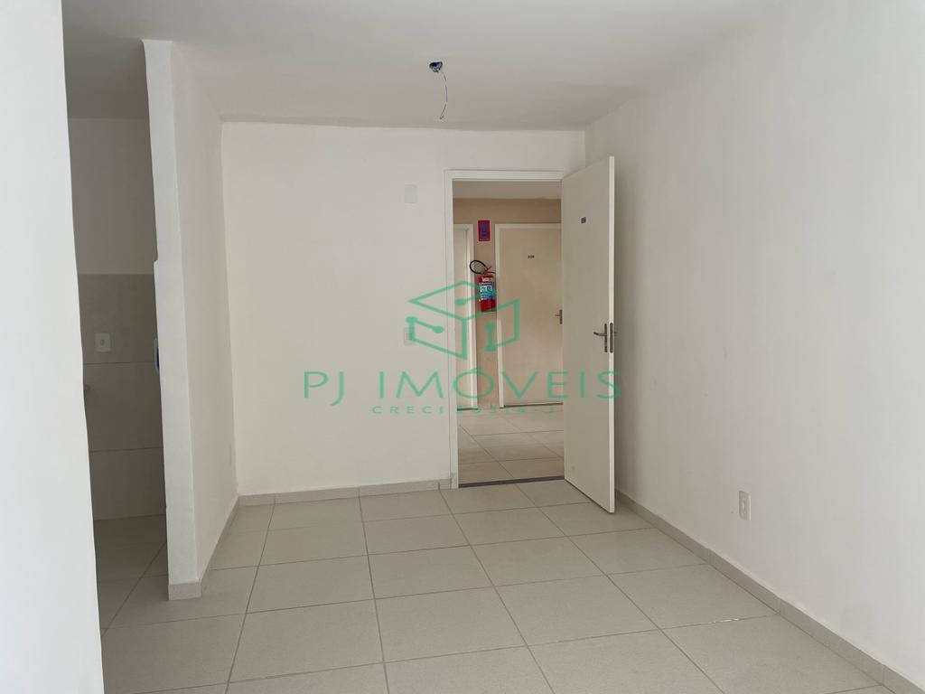 Apartamento à venda com 2 quartos, 46m² - Foto 3