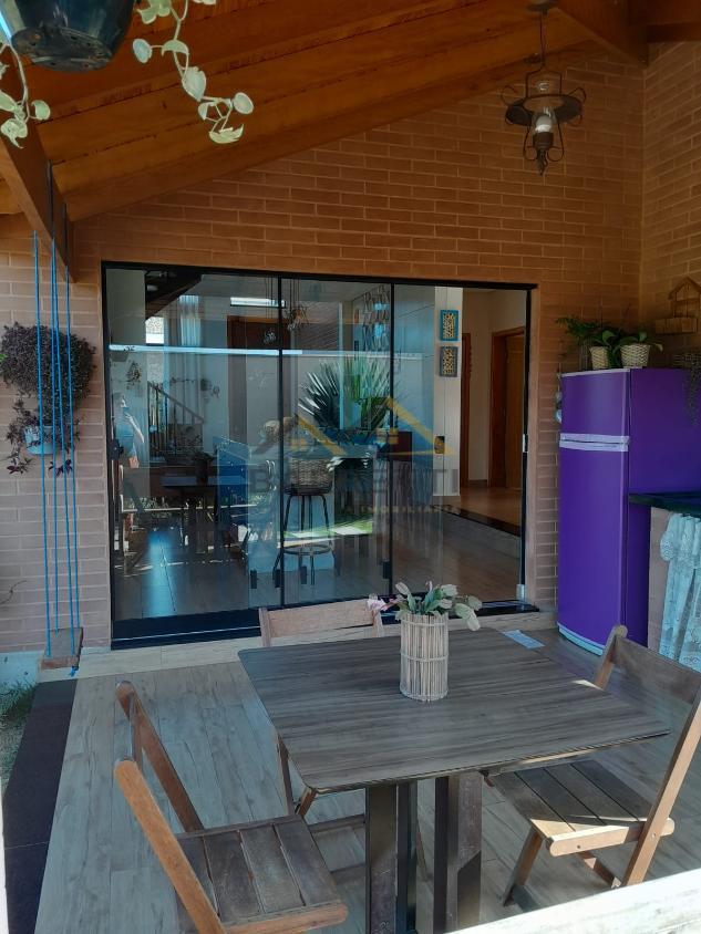 Casa de Condomínio à venda com 4 quartos, 260m² - Foto 15
