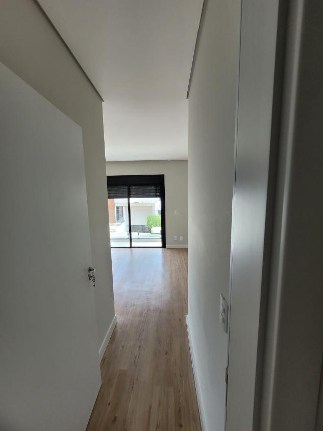 Casa de Condomínio à venda com 3 quartos, 205m² - Foto 4