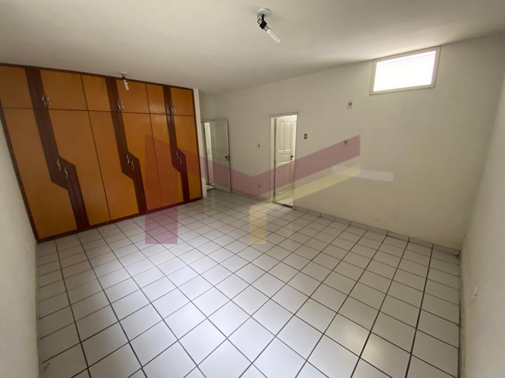 Casa à venda com 3 quartos, 150m² - Foto 10