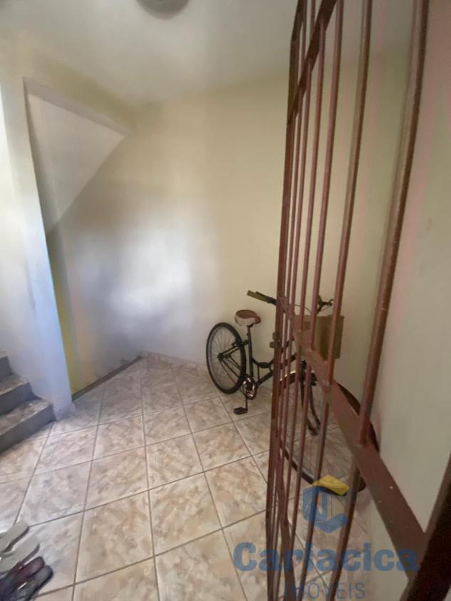 Apartamento à venda com 3 quartos, 150m² - Foto 2
