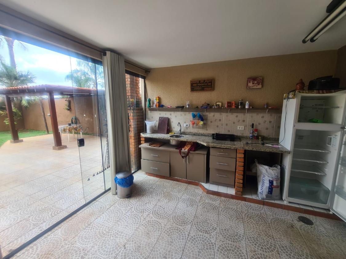 Casa de Condomínio à venda com 3 quartos, 200m² - Foto 17