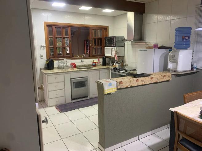 Casa de Condomínio à venda com 3 quartos, 270m² - Foto 9