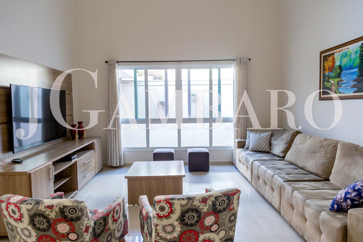 Casa de Condomínio à venda com 3 quartos, 250m² - Foto 3