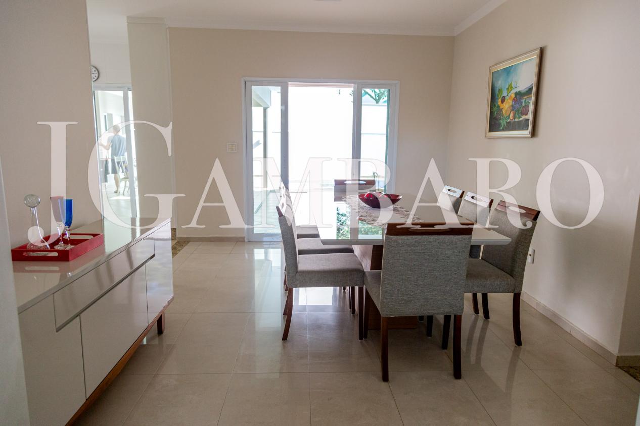 Casa de Condomínio à venda com 3 quartos, 250m² - Foto 5