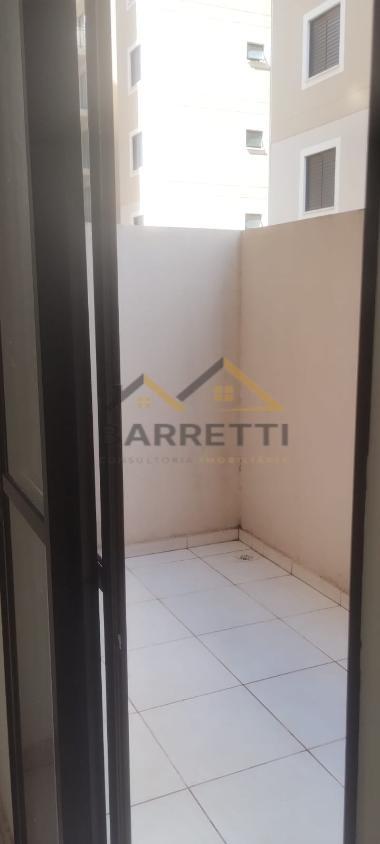 Apartamento à venda com 2 quartos, 57m² - Foto 2