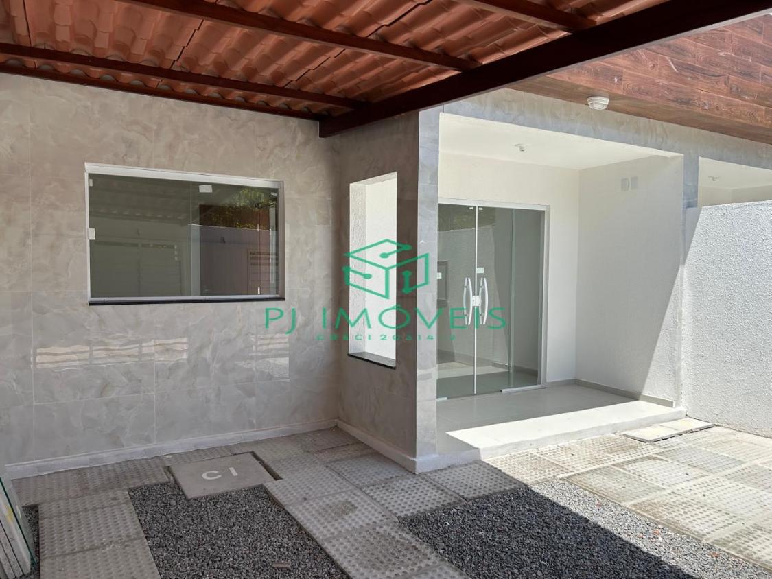 Casa à venda com 2 quartos, 45m² - Foto 2