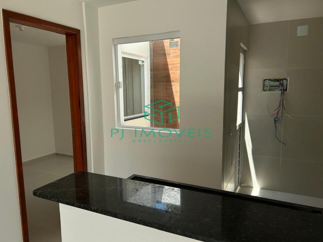 Casa à venda com 2 quartos, 45m² - Foto 9