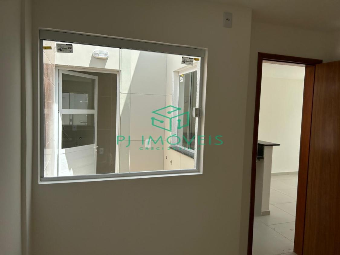 Casa à venda com 2 quartos, 45m² - Foto 11